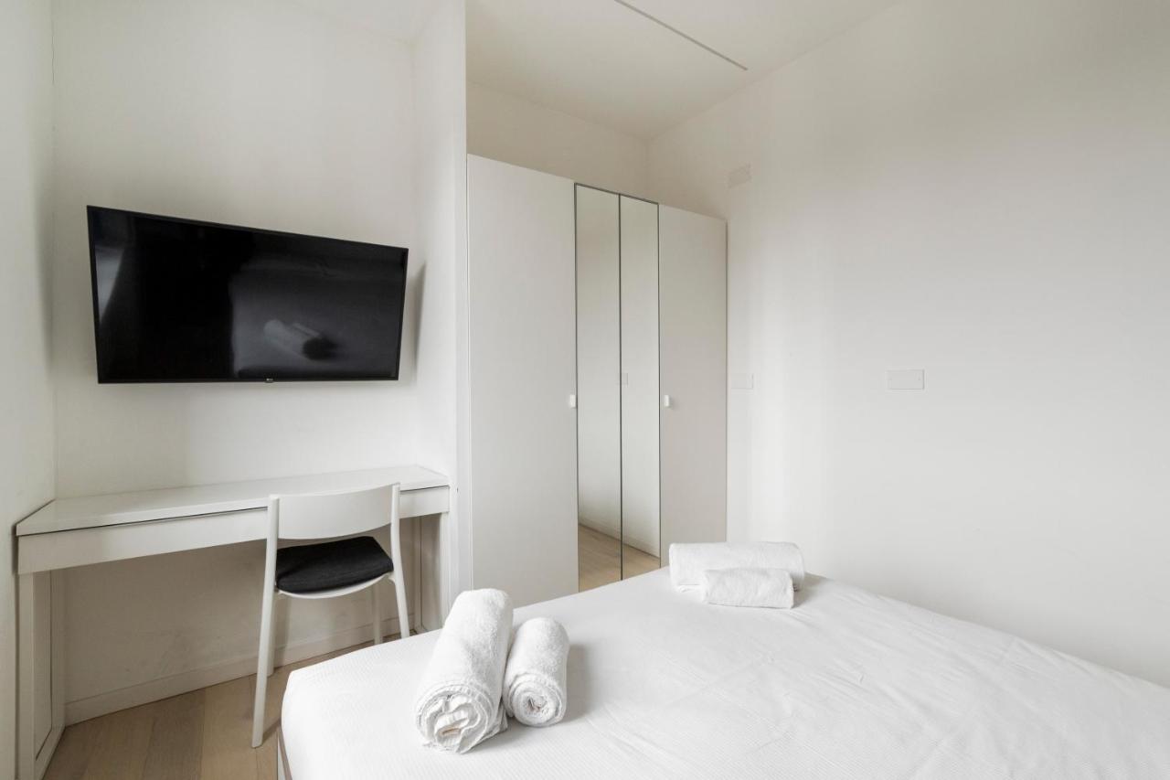 Ferienwohnung Brand New Apts Milano Lima M1 Exterior foto